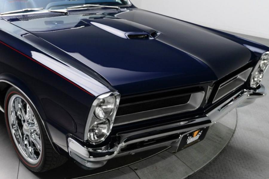  Pontiac GTO Convertible 1965 года  (фото 11 из 44)